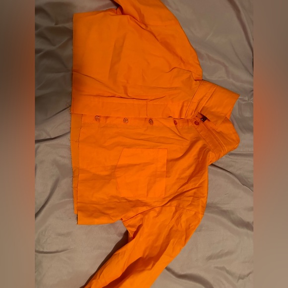 Orange long sleeve button down crop top. Never been worn - Picture 1 of 1